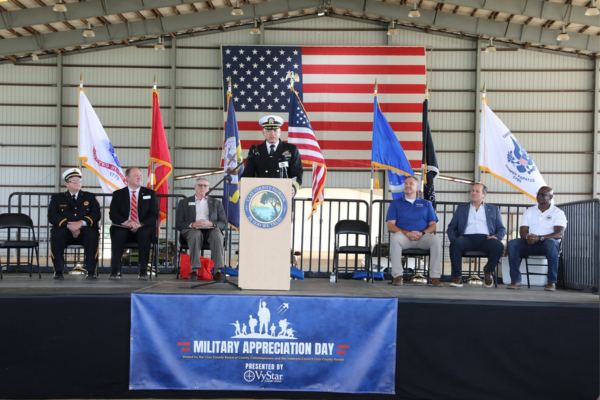 Military man giving speech on state